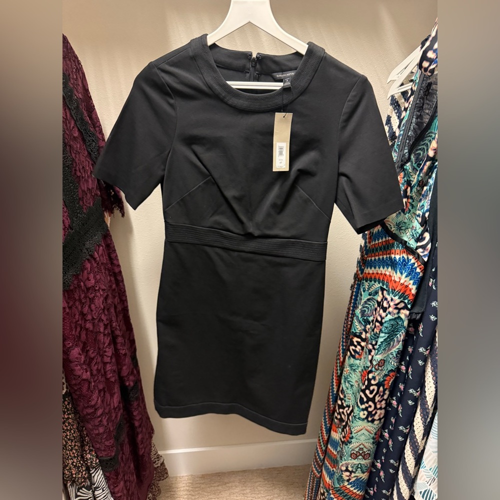 Banana Republic Black Short Sleeve Mini Dress with Sleek Design